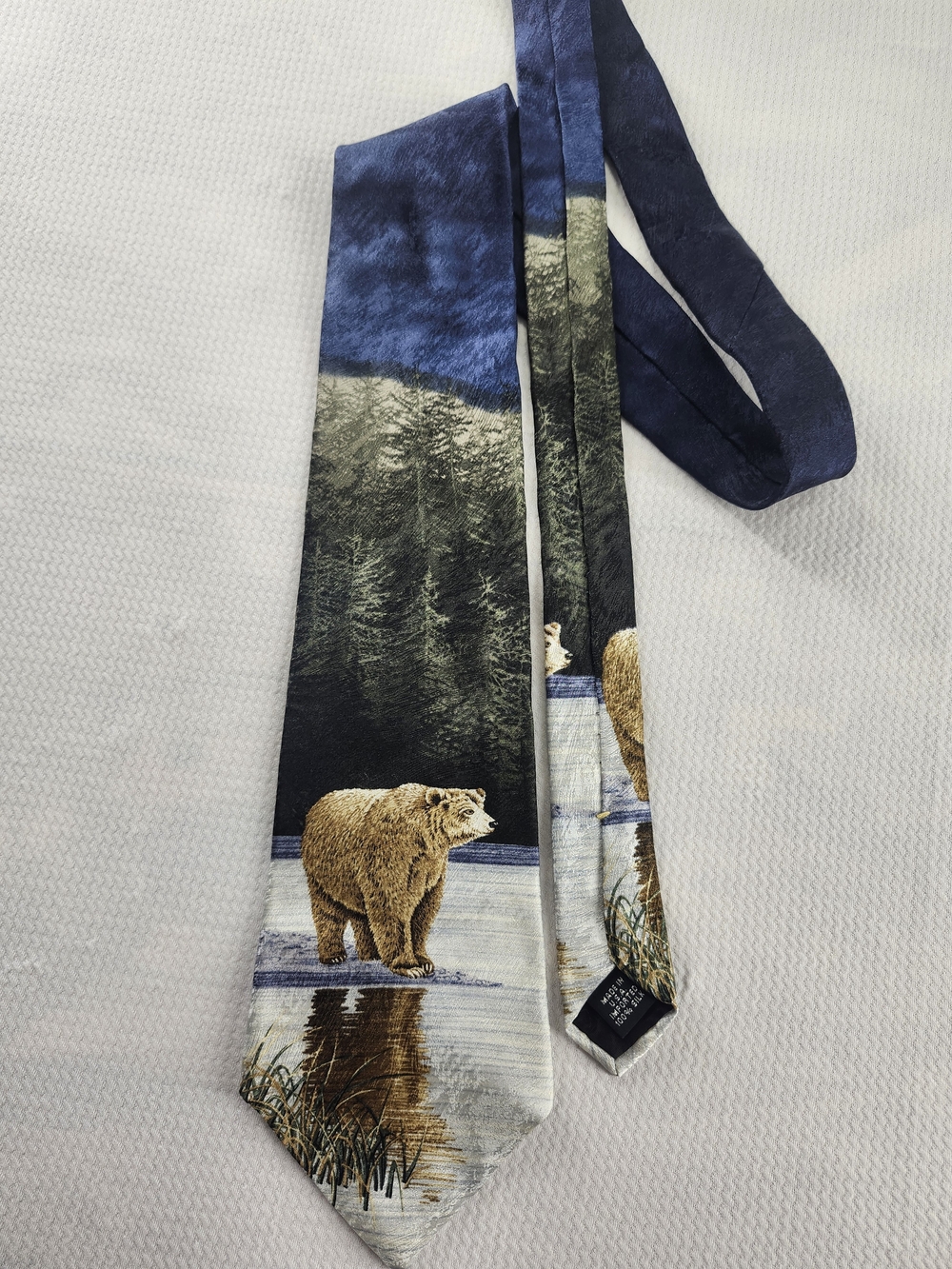Endangered Species Tie Grizzly Bear Silk Vintage 1998
